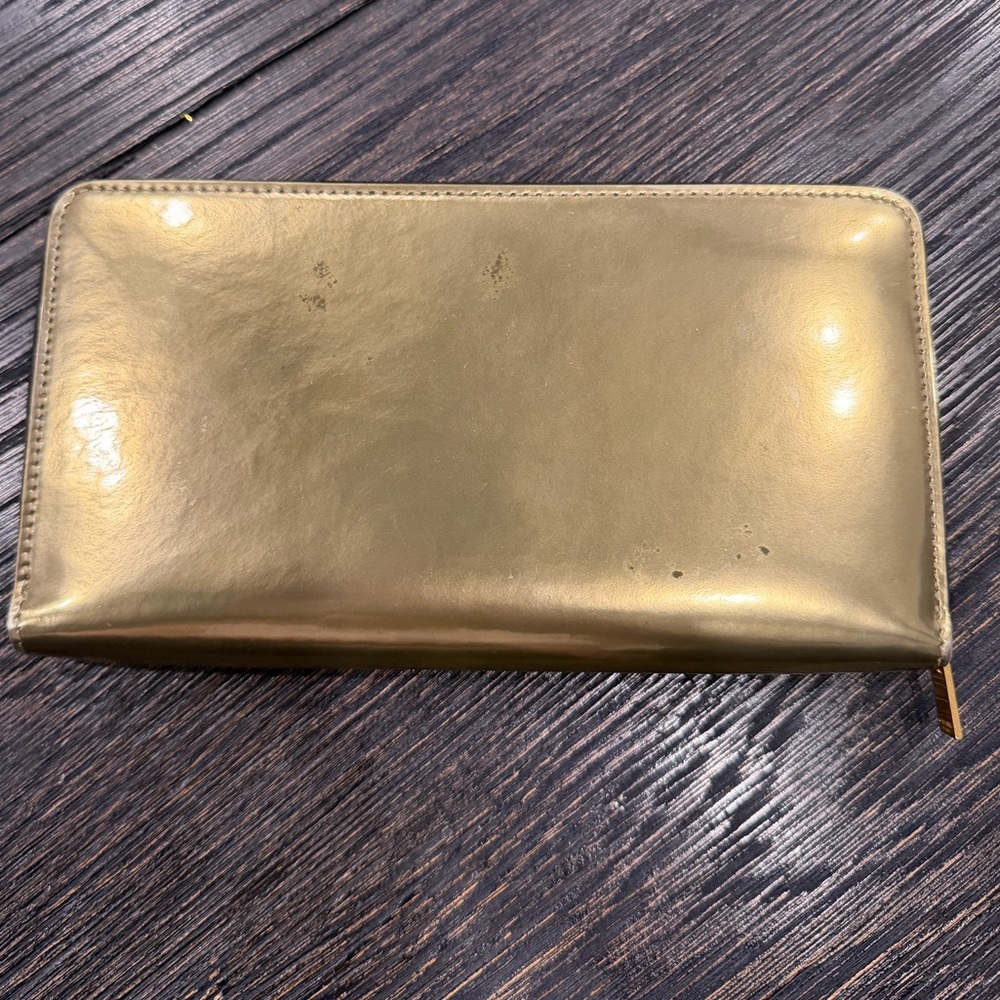 CELINE Patent Leather Wallet - Picture 11 of 11
